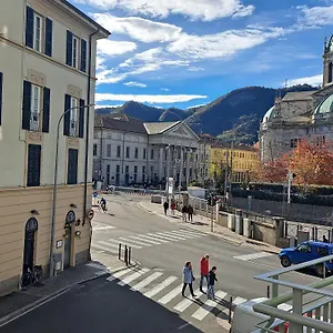 The Window On The Theatre And The Cathedral - Luxury شقة